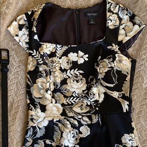 Like new White House Black Market gorgeous dress!